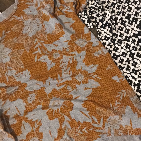 Two small irma Lularoe - Picture 2 of 5